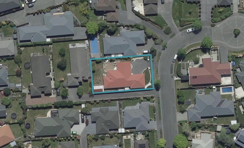 9 Ridgewood Place, Shirley, Christchurch - Carousel 1