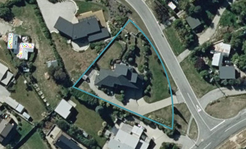 51 Skinner Crescent, Wanaka - Carousel 1