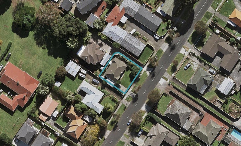 22 Central Avenue, Papatoetoe, Auckland - Carousel 1
