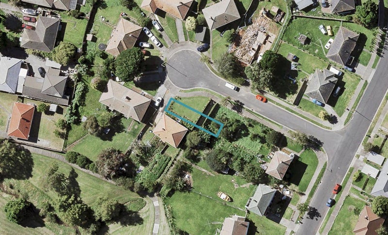 10 Harlow Crescent, Glen Innes, Auckland - Carousel 1