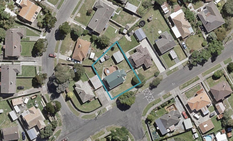15 Churton Crescent, Taita, Lower Hutt - Carousel 1