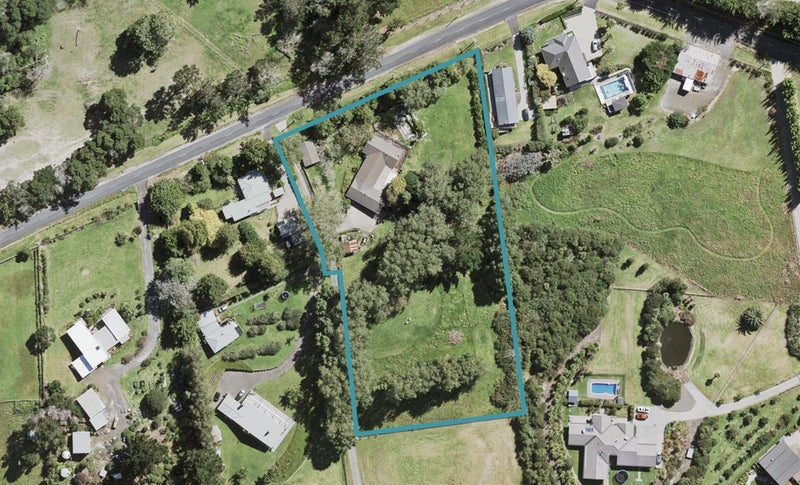 30 Holdens Road, Henderson, Auckland - Carousel 1