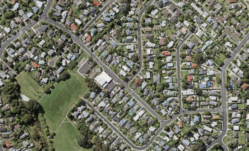 2 Lyford Crescent, Sunnynook, Auckland - Carousel 1