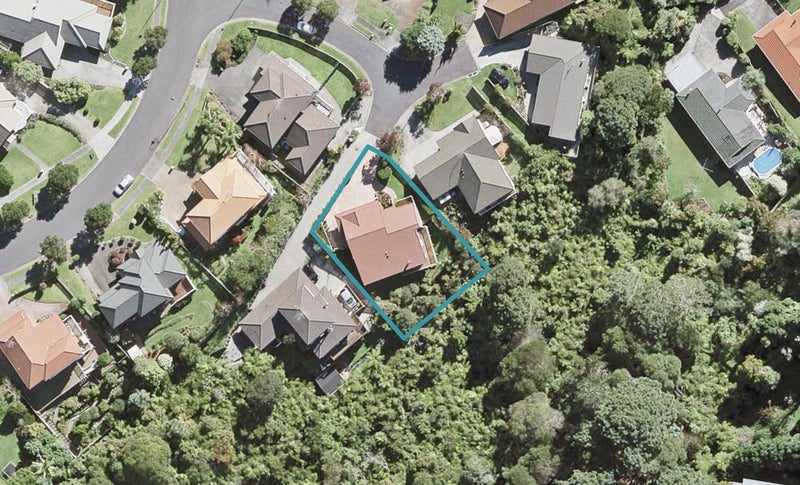 5 Lincoln Close, Northcross, Auckland - Carousel 1