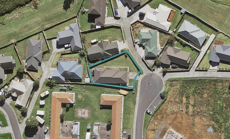 10 Tomes Lane, Favona, Auckland - Carousel 1