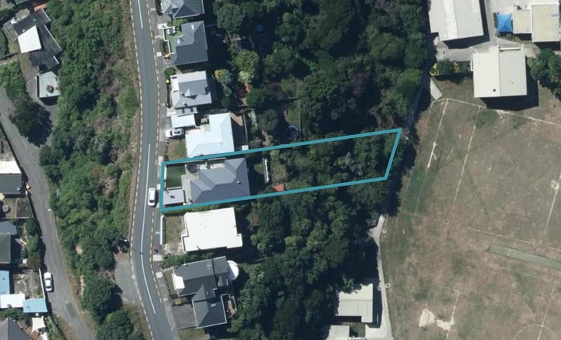 22 Motuhara Road, Plimmerton, Porirua - Carousel 1