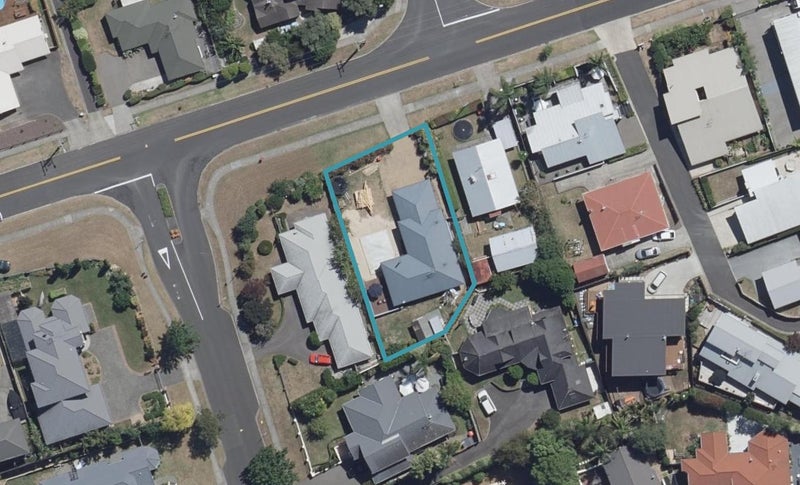 58 Rototuna Road, Rototuna, Hamilton - Carousel 1