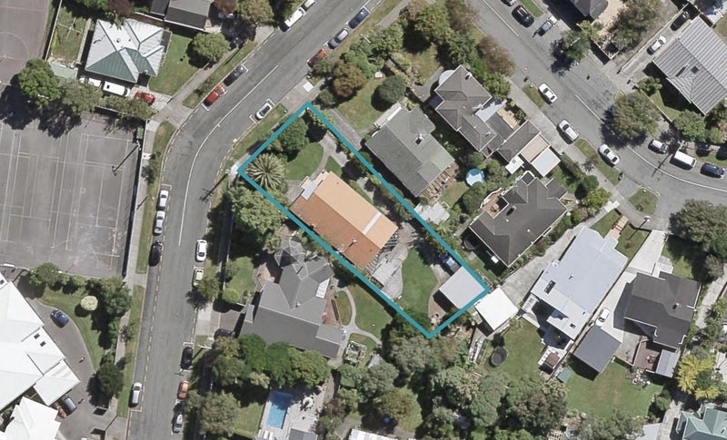 42 Hautana Street, Woburn, Lower Hutt - Carousel 1