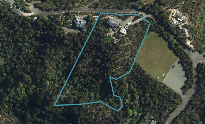 9 Lady Barkly Grove, Kaiteriteri, Motueka - Carousel 1