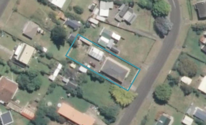 7 Sarah Street, Waikawa Beach, Levin - Carousel 1