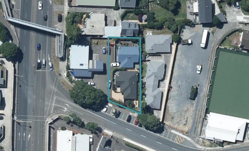 3 Grays Road, Plimmerton, Porirua - Carousel 1