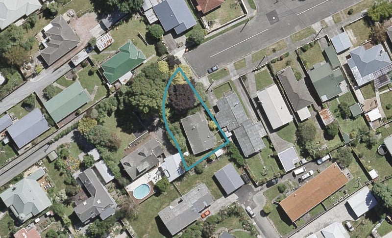 15 Bentinck Street, Wallaceville, Upper Hutt - Carousel 1
