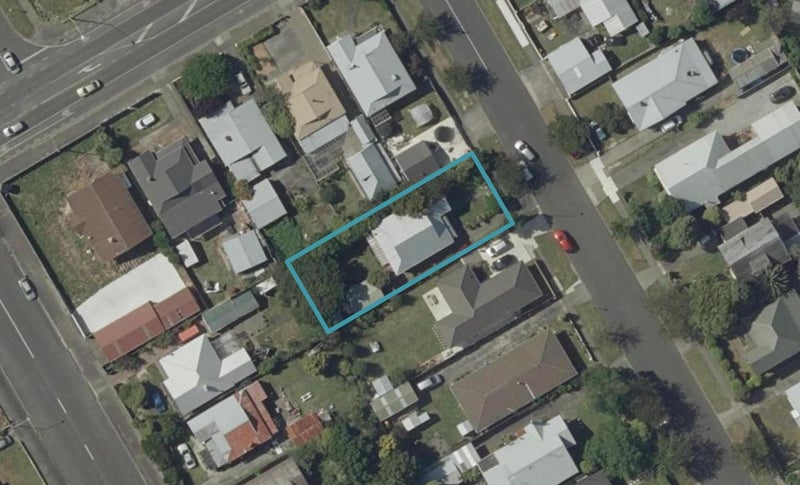 4 Bryant Street, Takaro, Palmerston North - Carousel 1