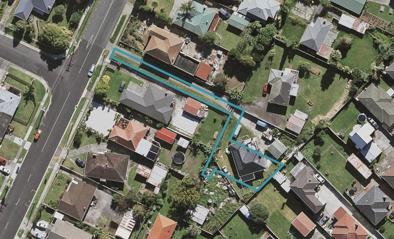 13B Graeme Avenue, Mangere East, Auckland - Carousel 1