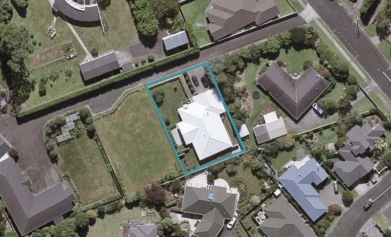 94A Queens Road, Glen Avon, New Plymouth - Carousel 1