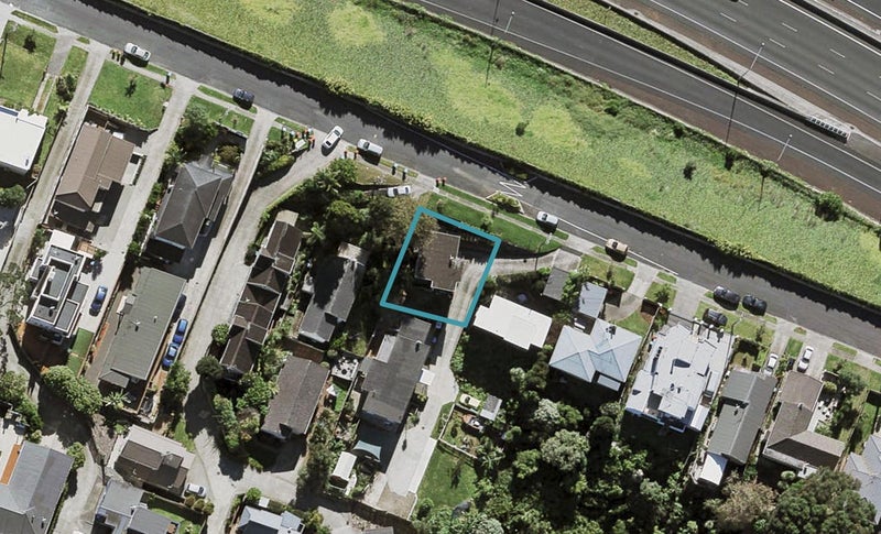27 Hendry Avenue, Hillsborough, Auckland - Carousel 1
