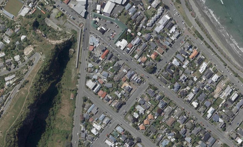 2/50 Nayland Street, Sumner, Christchurch - Carousel 1