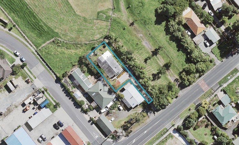 219 Henderson Valley Road, Henderson, Auckland - Carousel 1