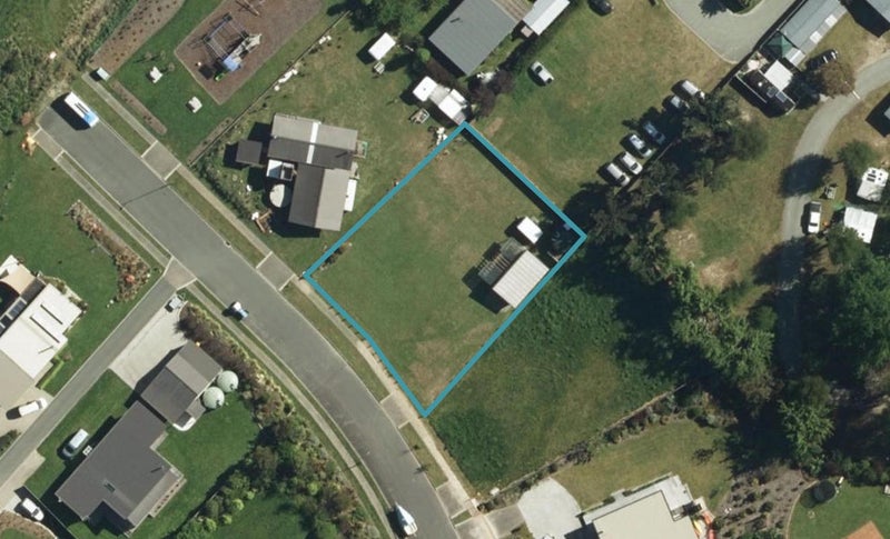 22 Newhaven Crescent, Marahau - Carousel 1