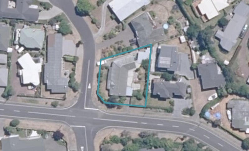 1 Wall Street, Waipahihi, Taupo - Carousel 1