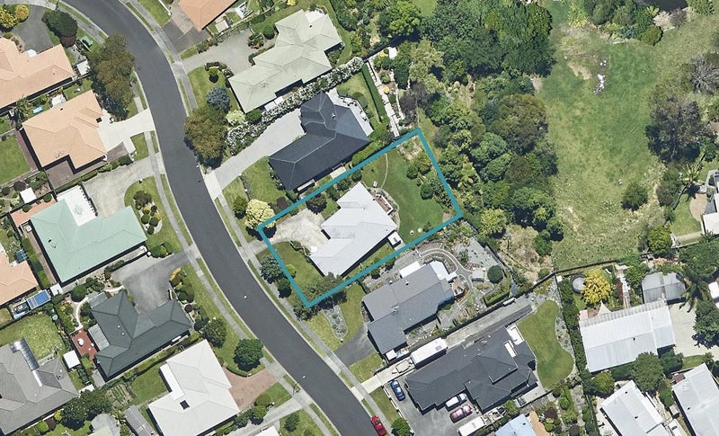 135 Sapphire Drive, Hairini, Tauranga - Carousel 1