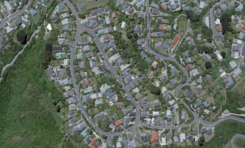 29 Lyndfield Lane, Newlands, Wellington - Carousel 1