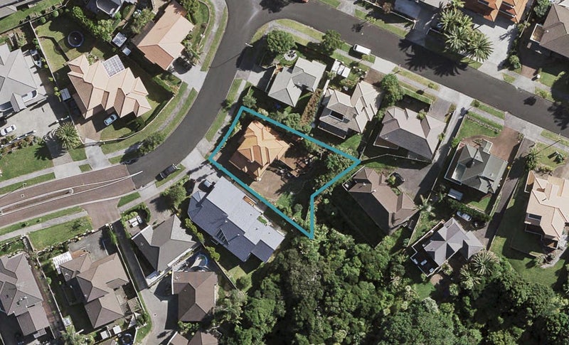6 Vireya Court, Goodwood Heights, Auckland - Carousel 1