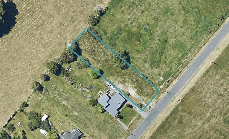 11 Middleton Road, Hannahs Bay, Rotorua - Carousel 1