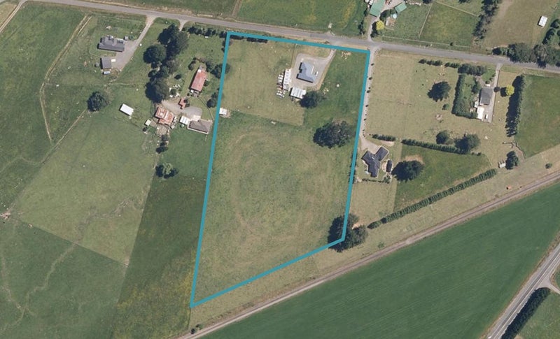 37 Piripiri Road, Dannevirke - Carousel 1