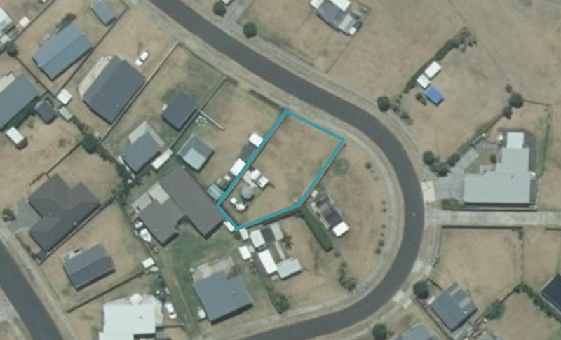 130 Rangiora Crescent, Matarangi - Carousel 1