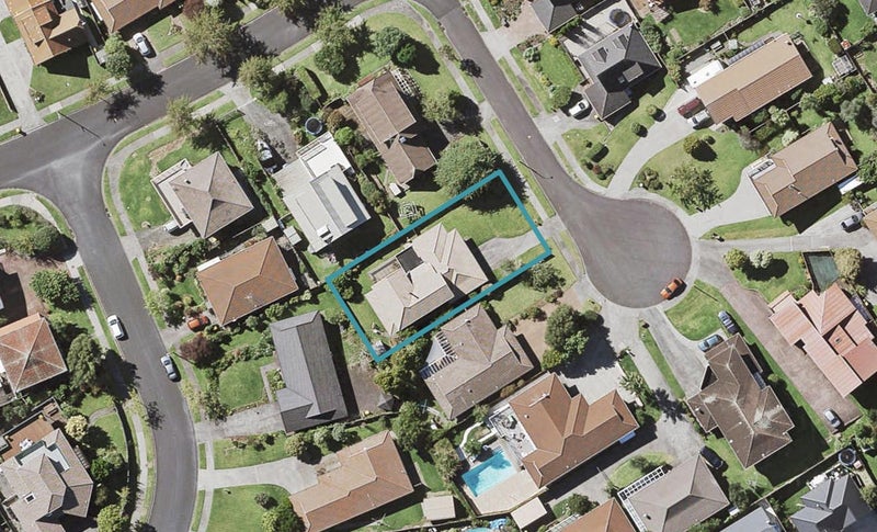 3 Kincraig Place, Highland Park, Auckland - Carousel 1