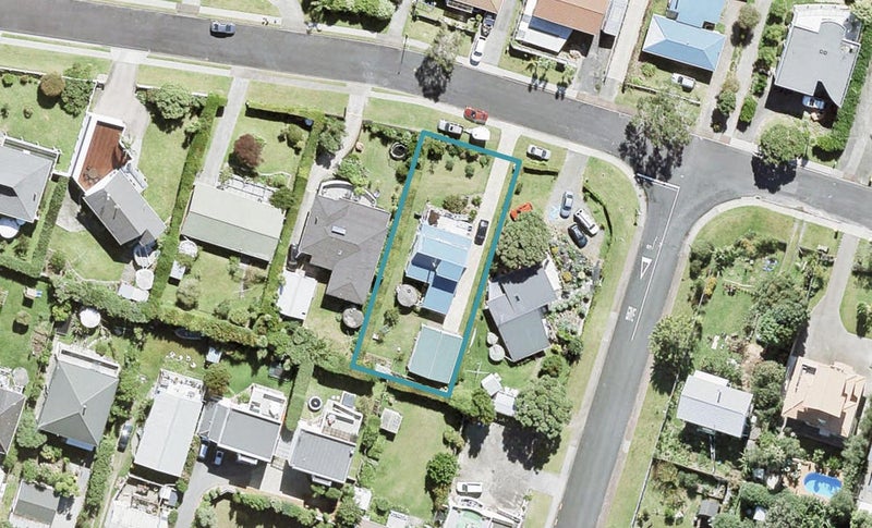 81 Pacific Parade, Army Bay, Whangaparaoa - Carousel 1