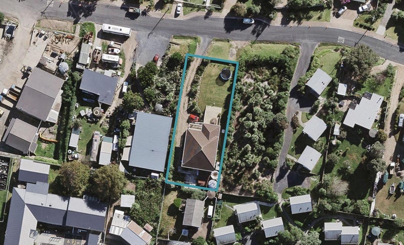13 Waitai Road, Ostend, Waiheke Island - Carousel 1
