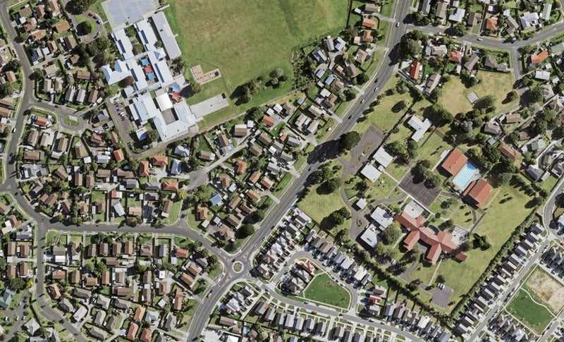 319 Weymouth Road, Weymouth, Auckland - Carousel 1