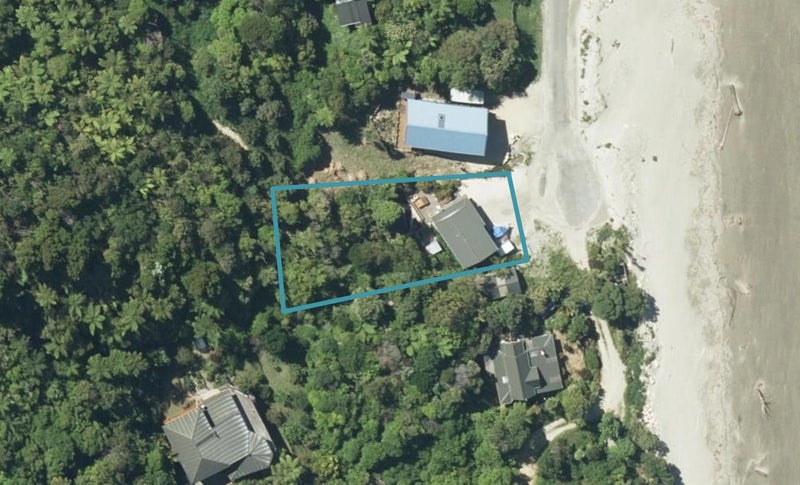 74 Beach Road, Collingwood - Carousel 1