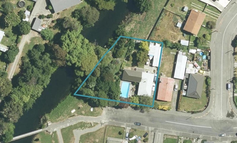 64 Elizabeth Street, Riversdale, Blenheim - Carousel 1