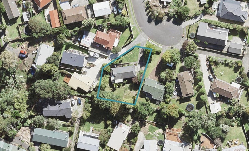 7 Neilon Place, Northcross, Auckland - Carousel 1