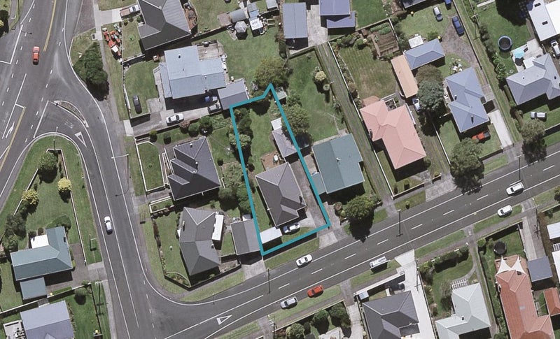 242 Omata Road, Spotswood, New Plymouth - Carousel 1