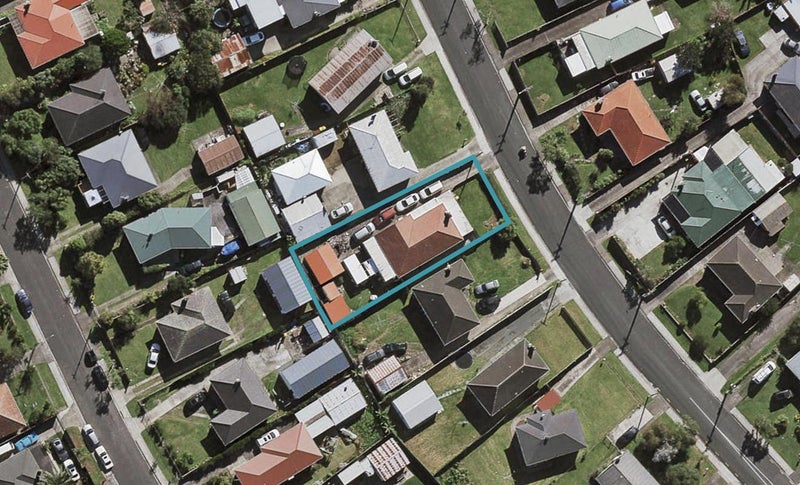 52 Ashton Avenue, Otara, Auckland - Carousel 1