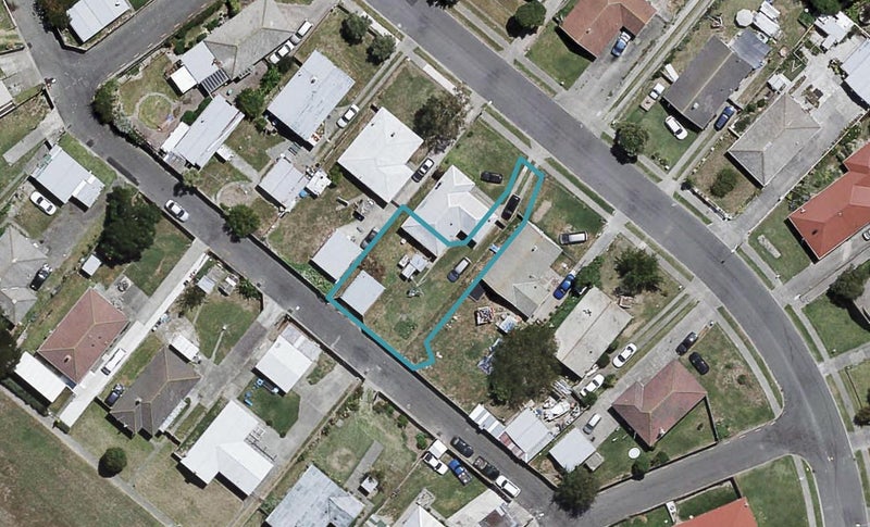 16A McLaren Crescent, Onekawa, Napier - Carousel 1
