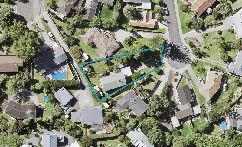 3 Kelly Place, Cockle Bay, Auckland - Carousel 1
