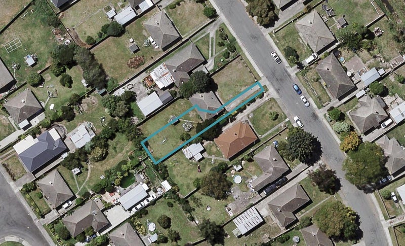 1013B Hood Street, Mayfair, Hastings - Carousel 1