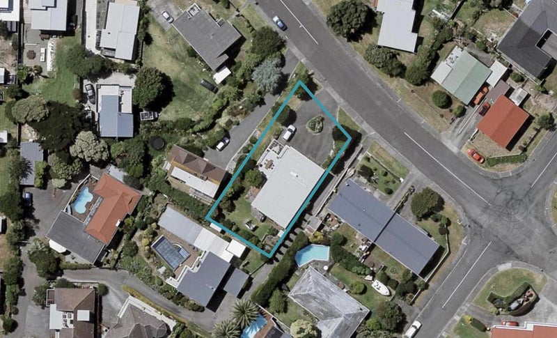 12 Tahi Road, Paraparaumu Beach, Paraparaumu - Carousel 1