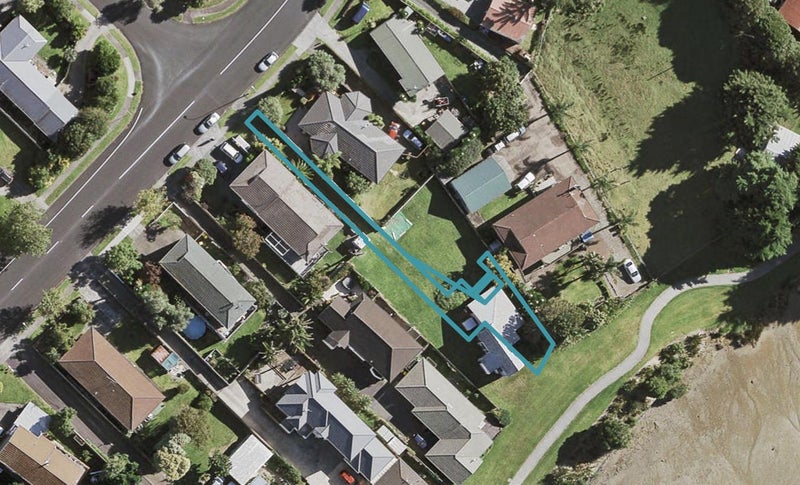 4/24 Carnoustie Drive, Wattle Downs, Auckland - Carousel 1