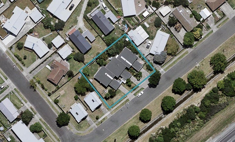1/86 Atherfold Crescent, Greenmeadows, Napier - Carousel 1