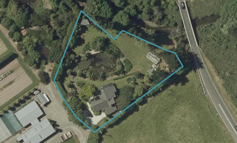130 Turitea Road, Fitzherbert, Palmerston North - Carousel 1