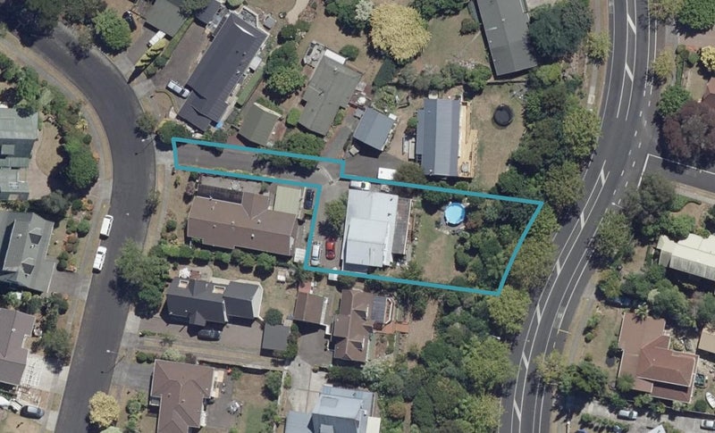 15 Ngaio Place, Pukete, Hamilton - Carousel 1