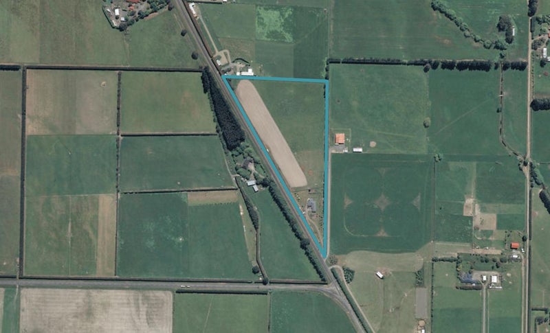 10 Stonyflat Road, Loburn, Rangiora - Carousel 1