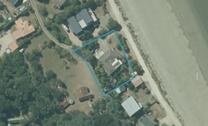 10 Parapara Esplanade, Takaka - Carousel 1