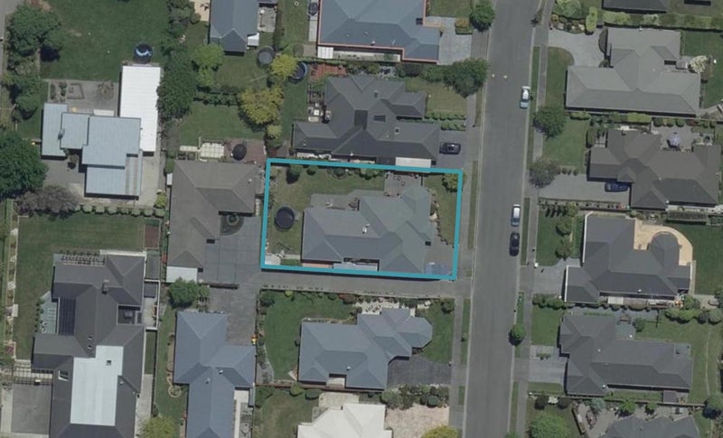 20 Aylsham Lane, Casebrook, Christchurch - Carousel 1